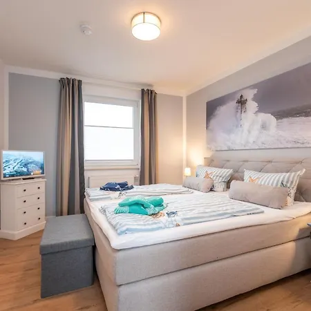 Haus Walfisch _ Ahlbeck Heringsdorf (Usedom)